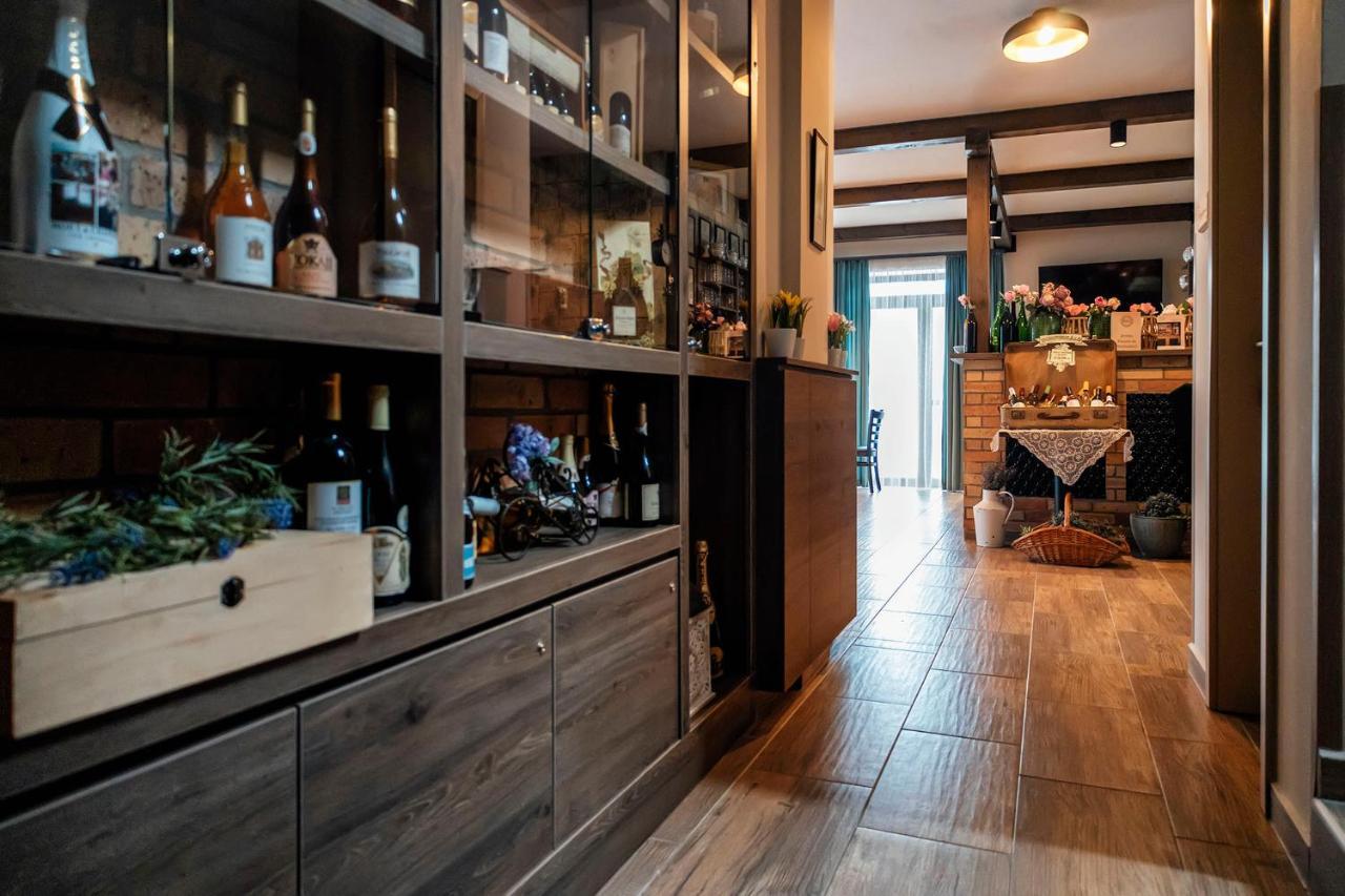 Bed & Breakfast Dreko Panzio & Borbisztro